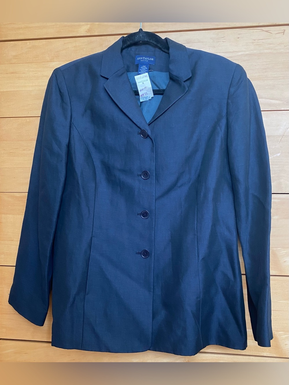 NWT Ann Taylor Navy Single-Breasted Tailored Blazer. Size 14 P
